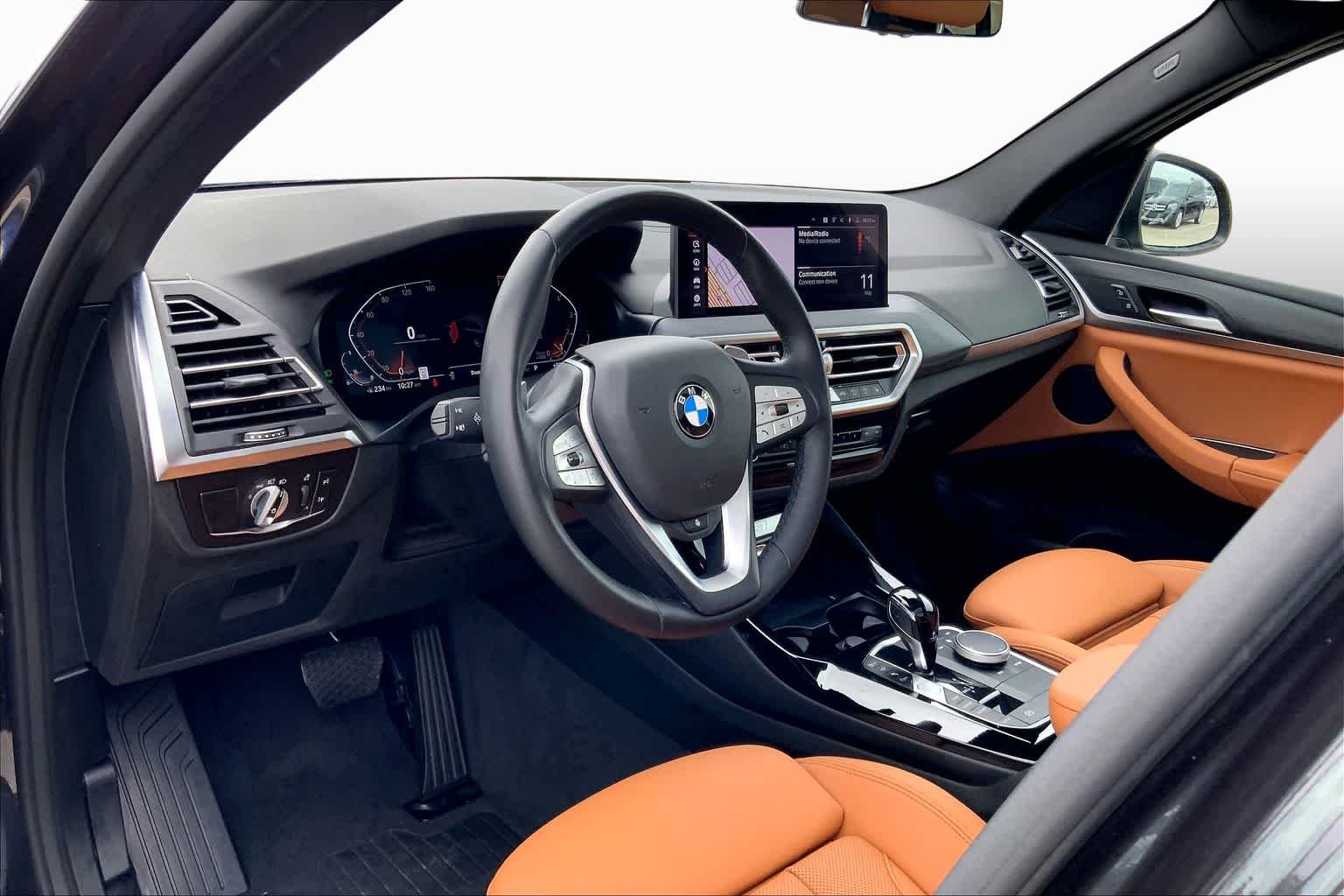 Used 2023 Dark Graphite Metallic BMW sDrive30i image 17