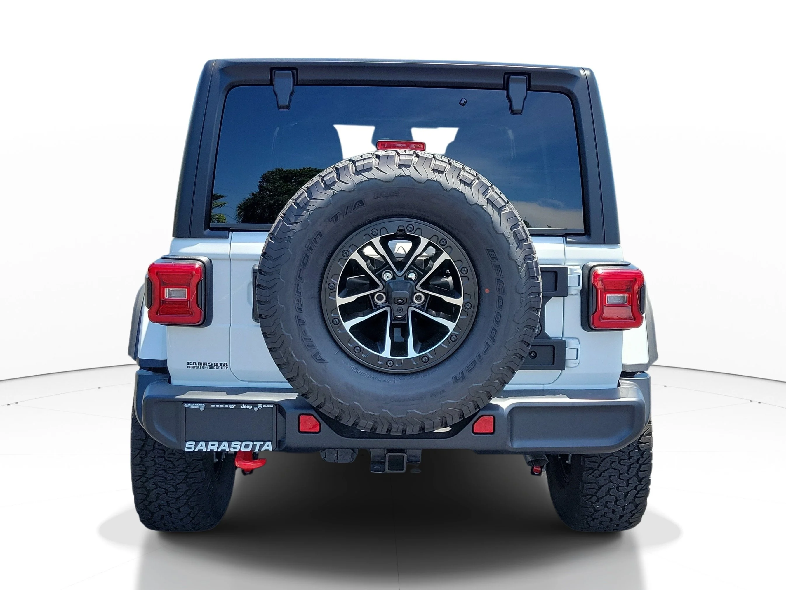 New 2026 Bright White Clearcoat Jeep Rubicon image 5