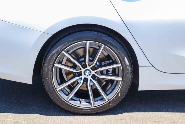 Used 2019 White BMW 330i image 9