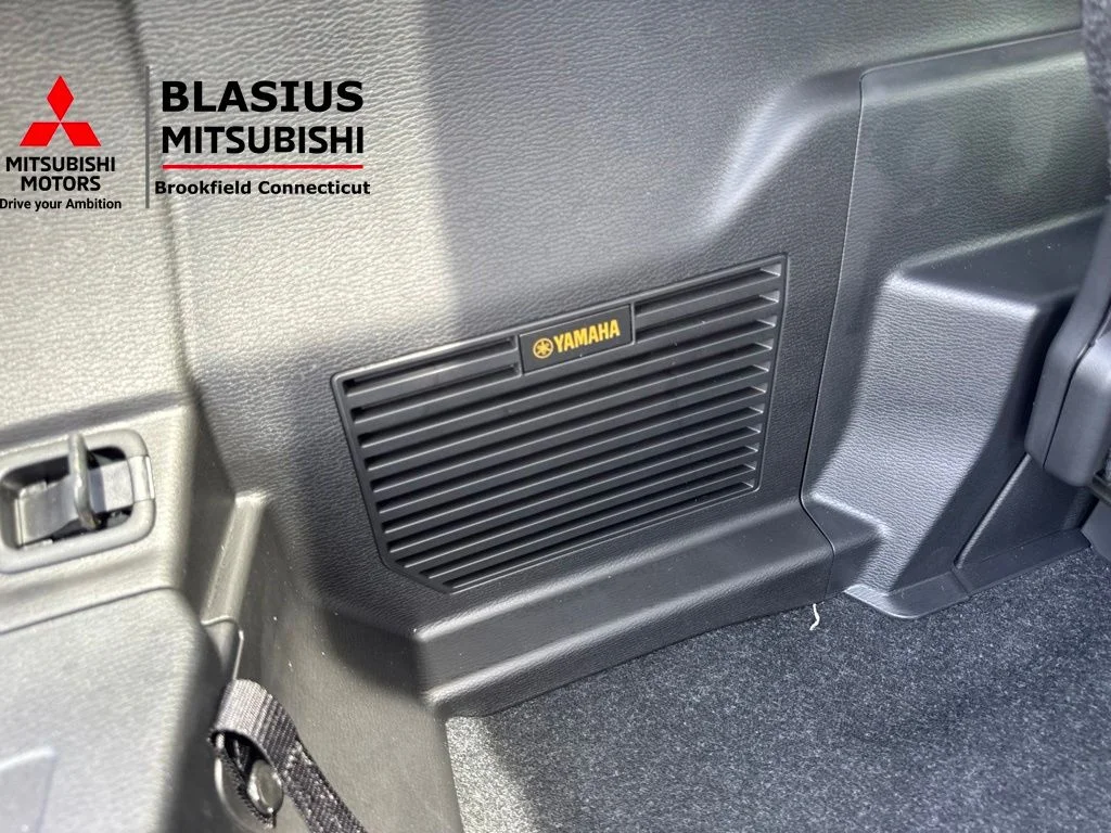 New 2026 Gray Mitsubishi SEL image 53