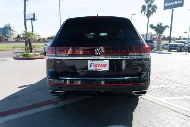 New 2026 Deep Black Pearl Volkswagen 2.0T SE w/Technology image 6