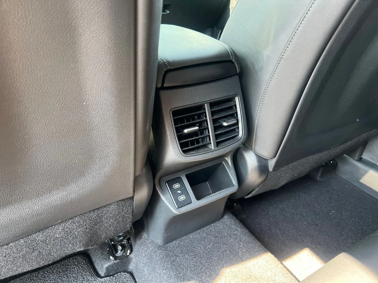 Used 2024 Gray Kia X-Line image 21