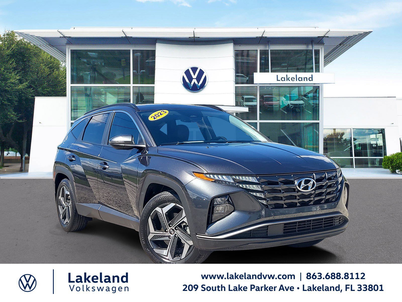 Used 2023 Gray Hyundai SEL image 1