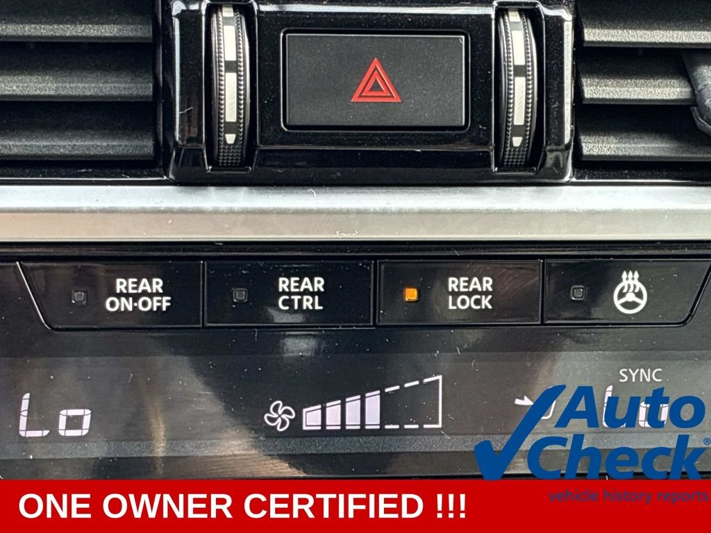 Used 2023 White Nissan SL image 34