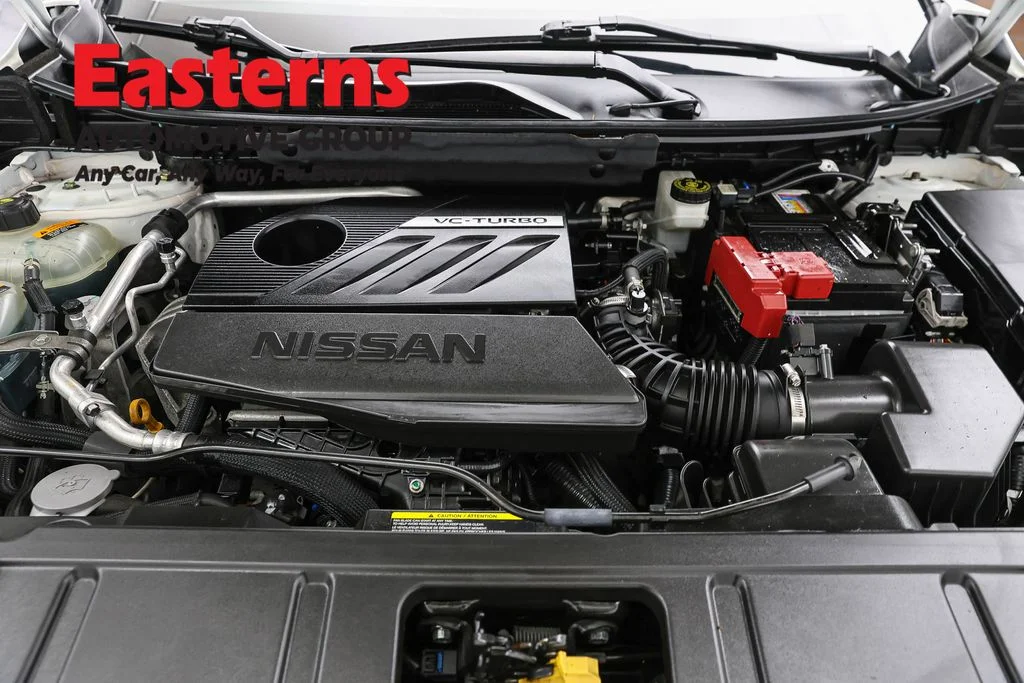 Used 2023 White Nissan SV image 7