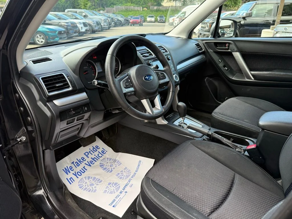 Used 2018 Black Subaru 2.5i image 19