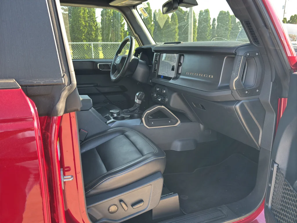 Used 2025 Ruby Red Metallic Ford Badlands image 17
