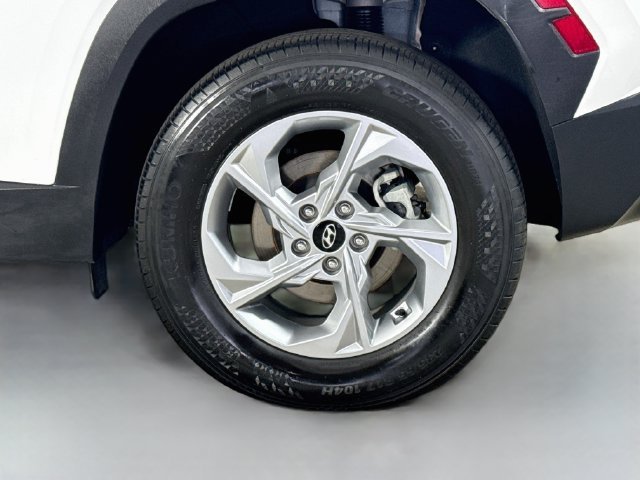 Used 2023 Serenity White Pearl Hyundai SEL image 33