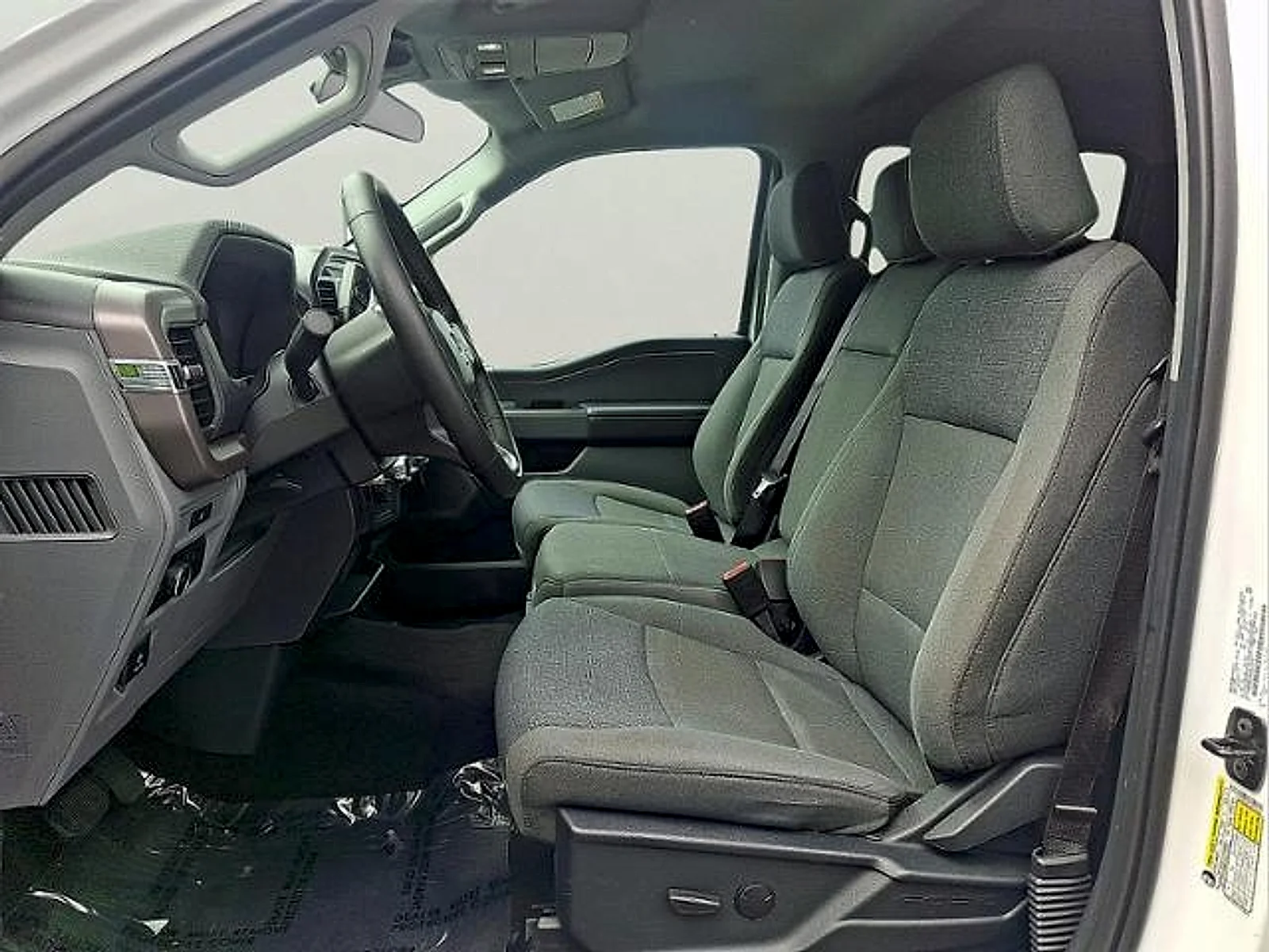 2025 Ford F-150 XLT - Photo 11