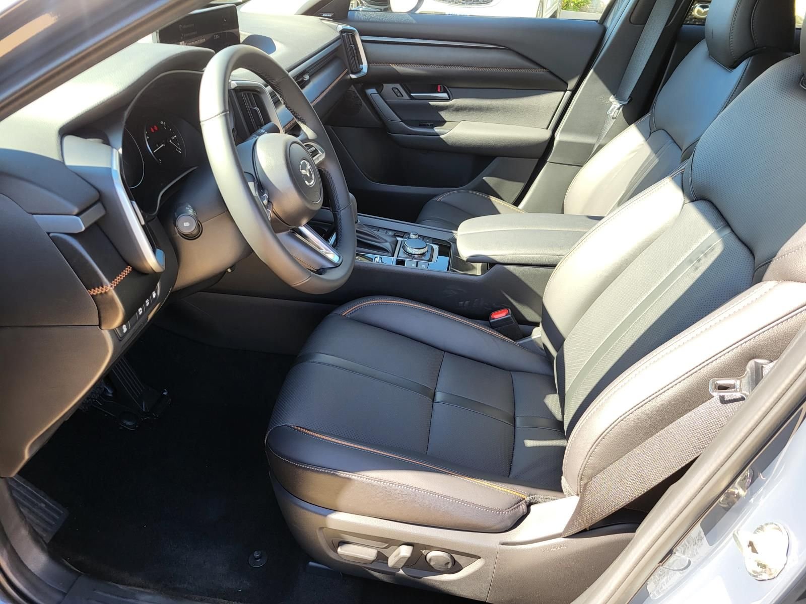2026 Mazda CX-50 Premium - Photo 18