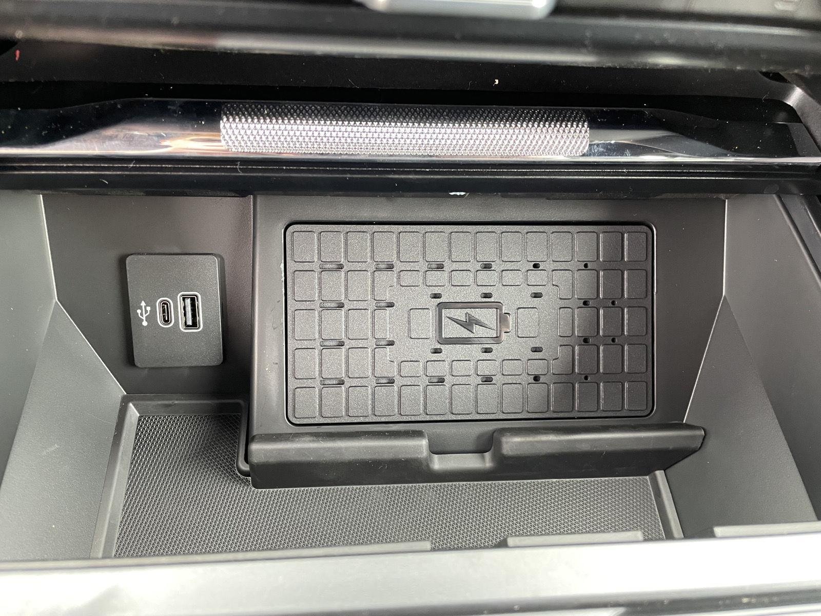 New 2026 Carbonized Gray Metallic Ford Tremor® image 26
