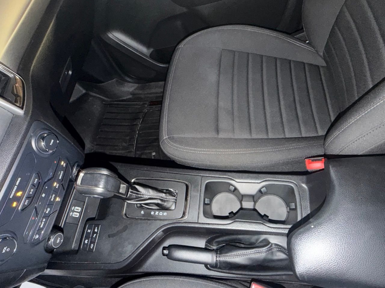 Used 2020 Blue Ford XLT image 23