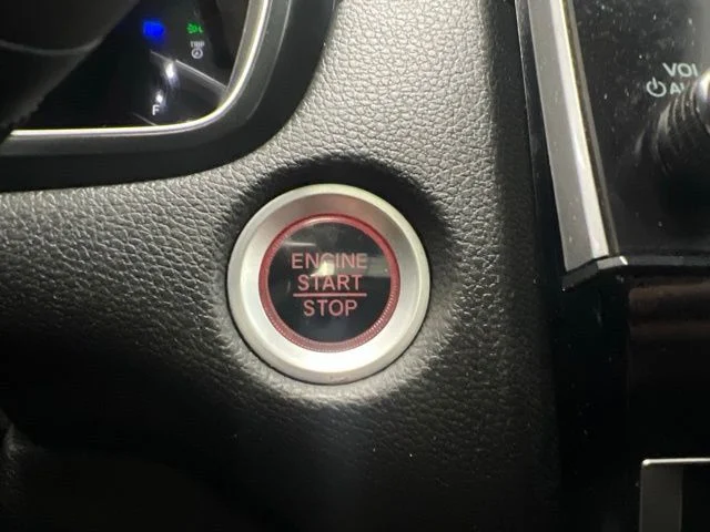 Used 2019  Honda EX image 26