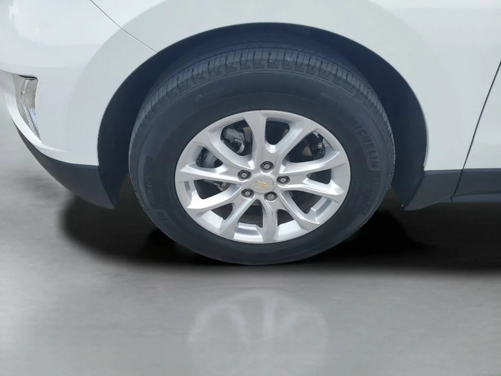 Used 2020 SUMMIT WHITE Chevrolet LT image 24