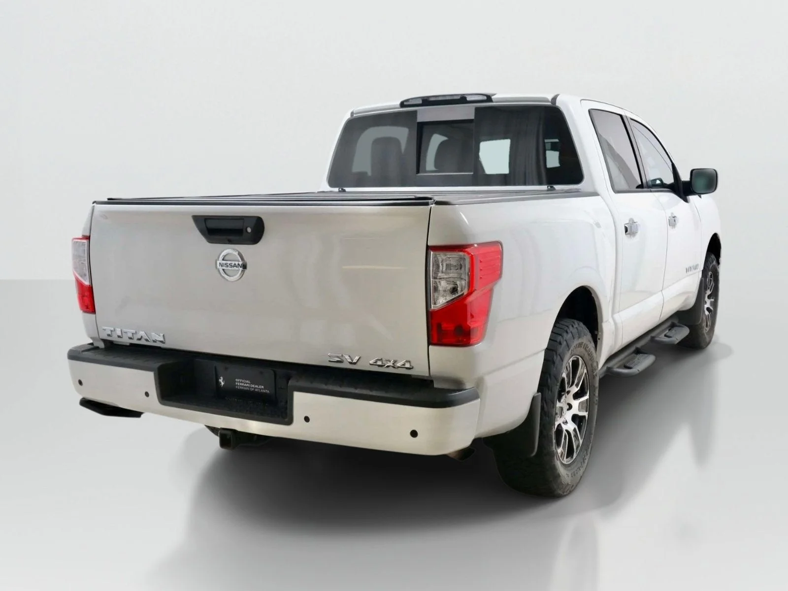 Used 2021 Glacier White Nissan SV image 5