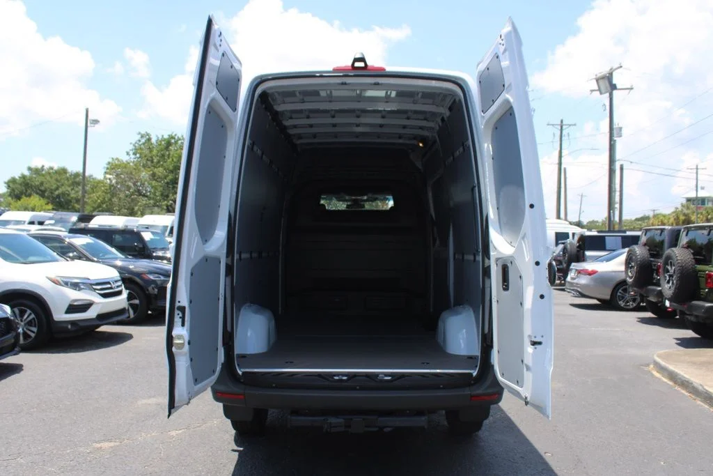 New 2026 Arctic White Mercedes-Benz Cargo 144 WB image 25