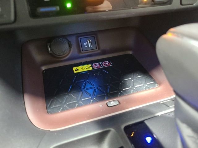 2023 Toyota RAV4 Limited - Photo 35
