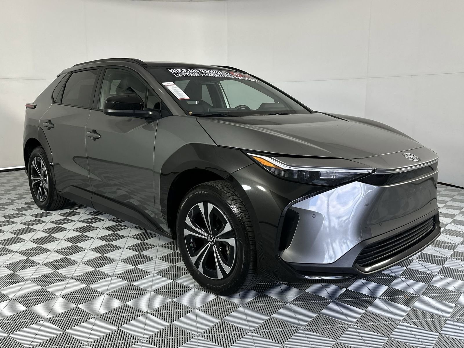 Used 2024 Toyota bZ4X XLE with VIN JTMAAAAA0RA050435 for sale in Palmetto Bay, FL