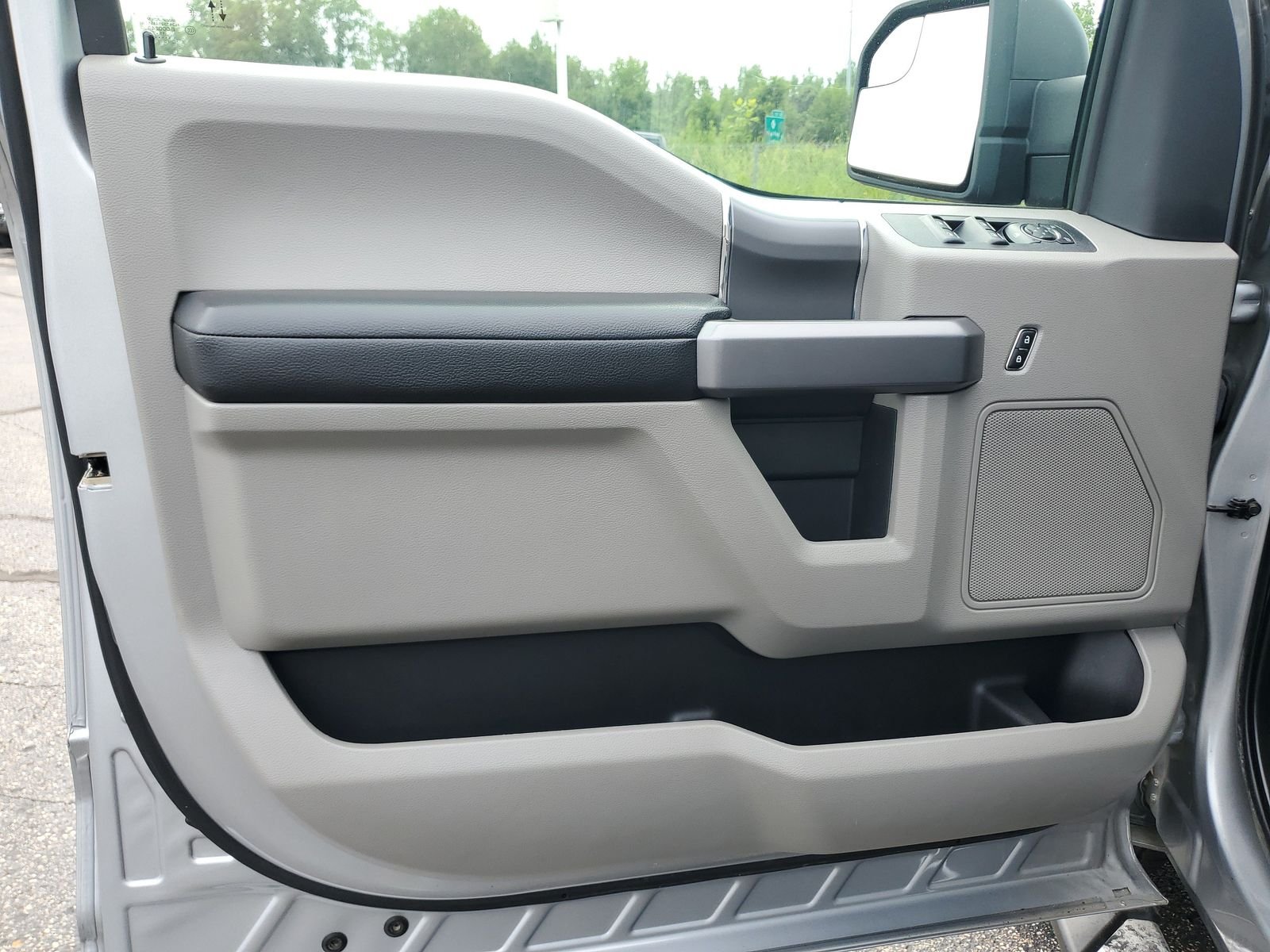 Certified Used 2020 Silver Ford XLT image 19