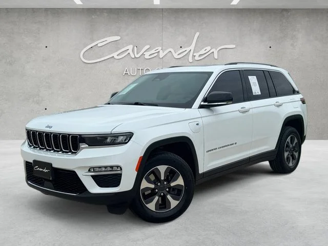 2022 Jeep Grand Cherokee 4xe 4x4's photo