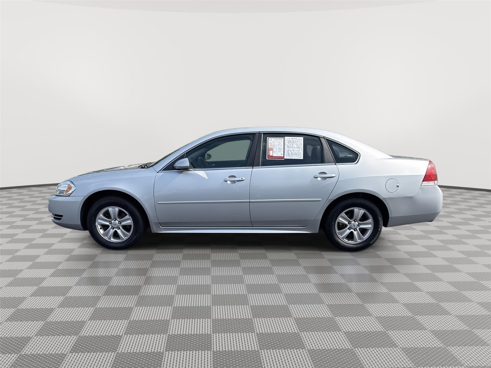 Used 2014 Silver Ice Metallic Chevrolet LS image 11