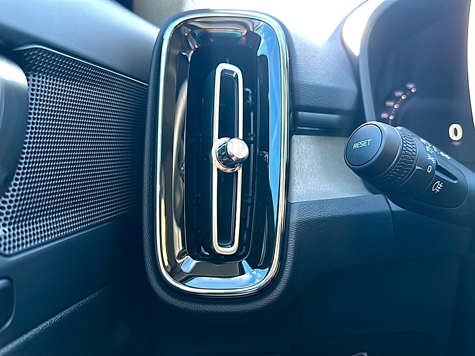 New 2026 Onyx Black Volvo Core image 26