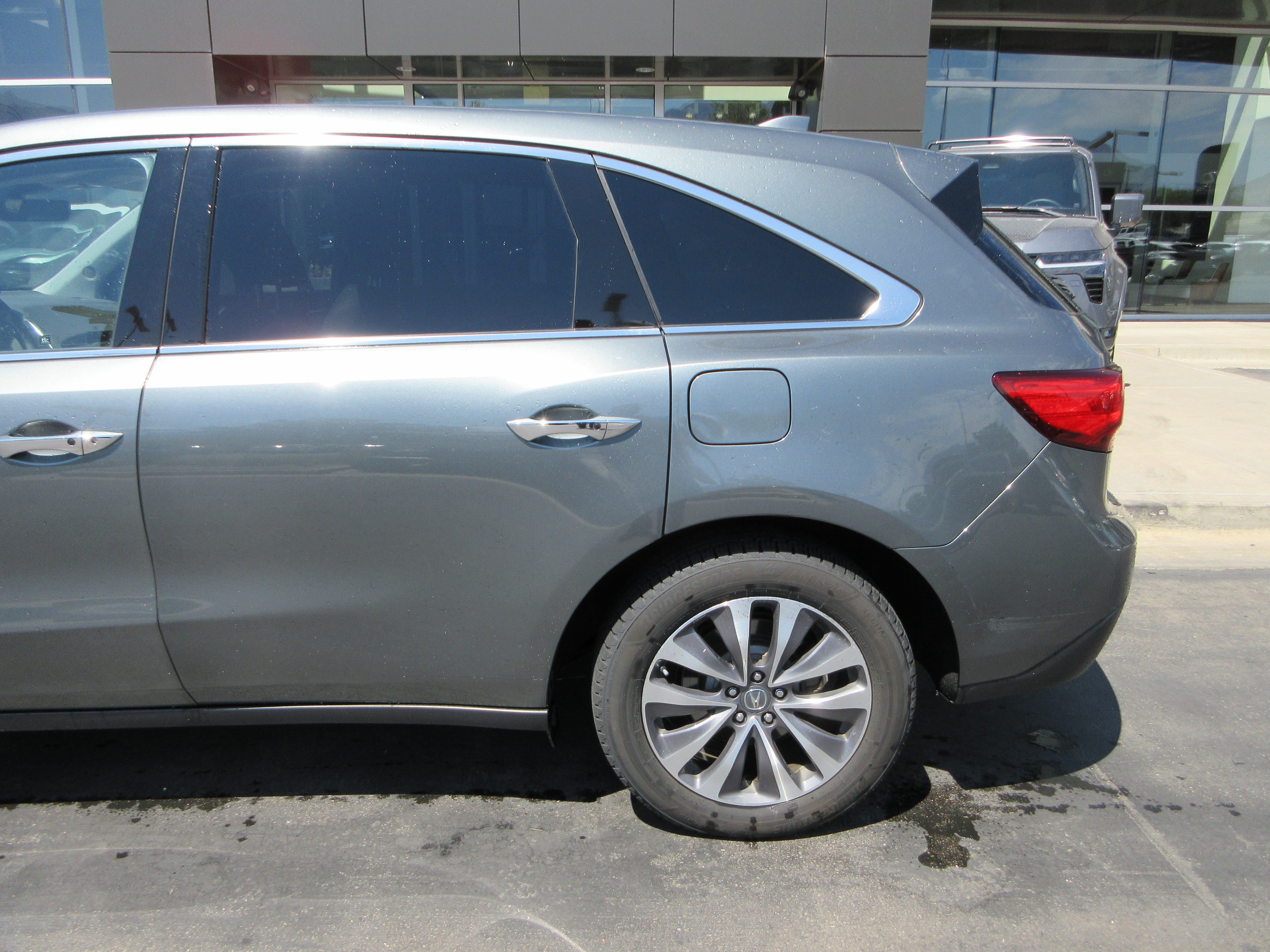 Used 2016 Forest Mist Metallic Acura w/Tech image 4