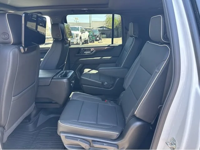 New 2026 Summit White GMC Elevation image 18