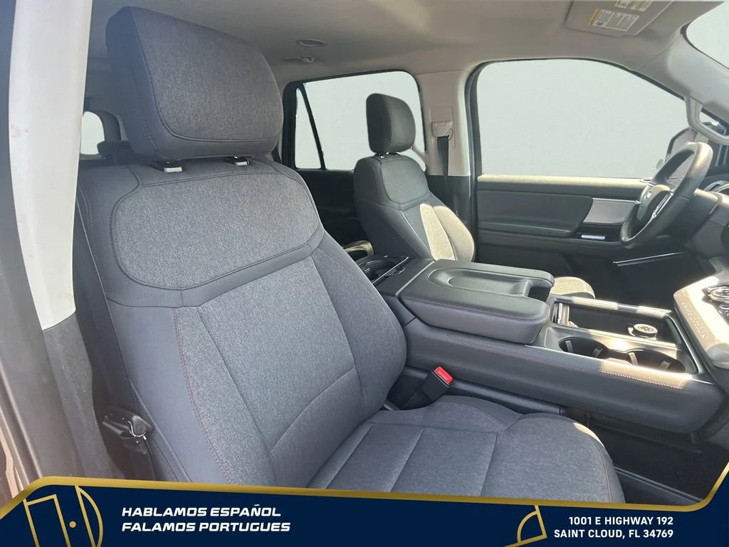 Used 2025  Ford Active image 38