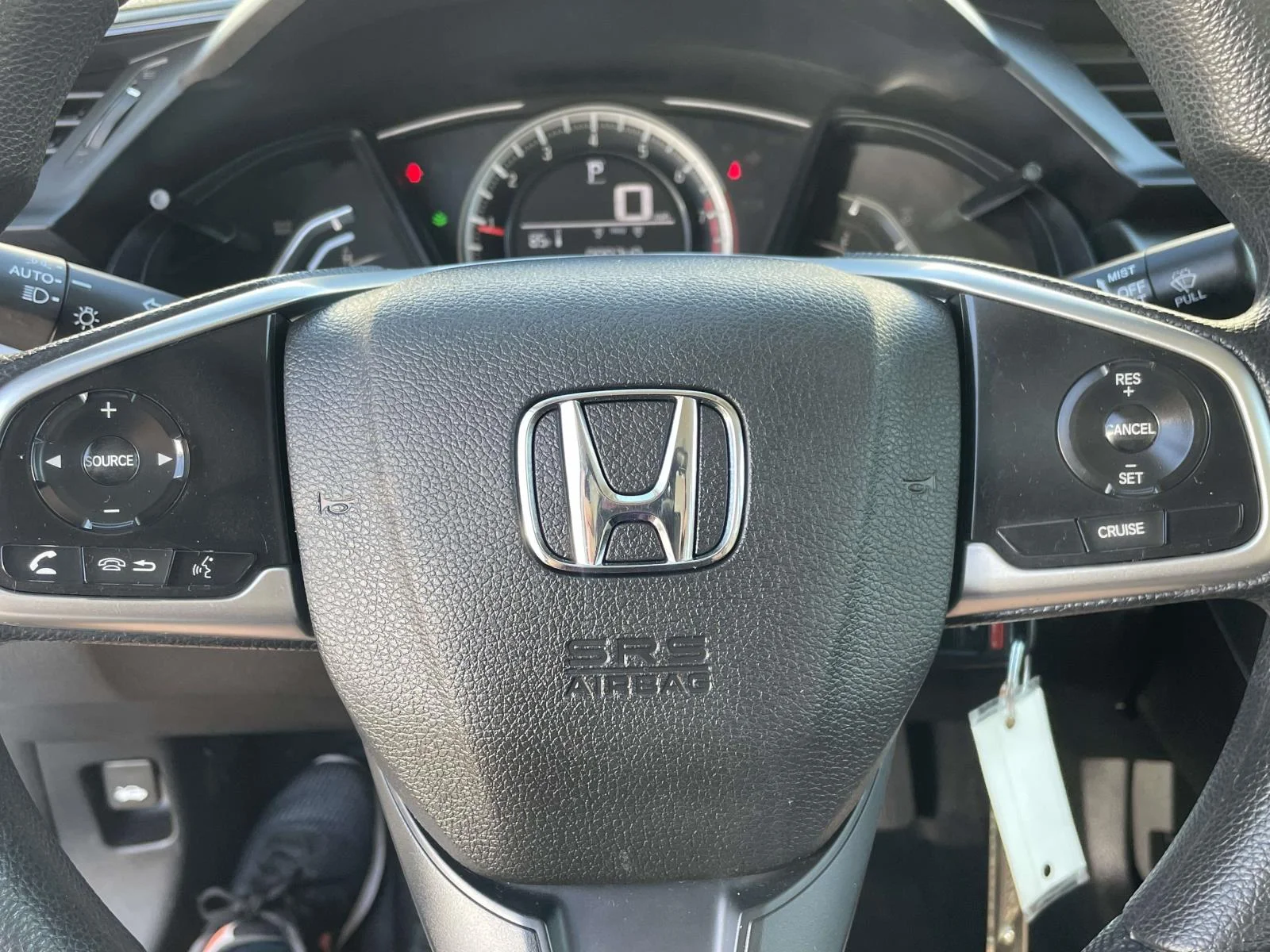 Used 2018 White Honda LX CVT image 12