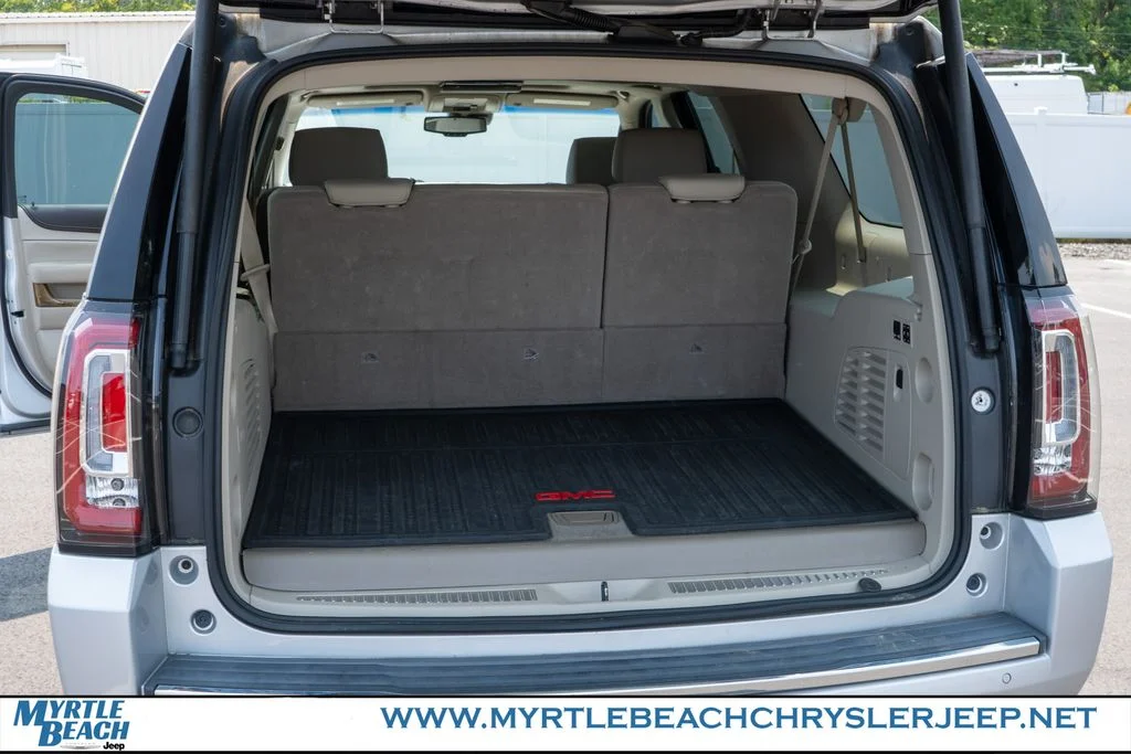 Used 2017 Quicksilver Metallic GMC Denali image 32