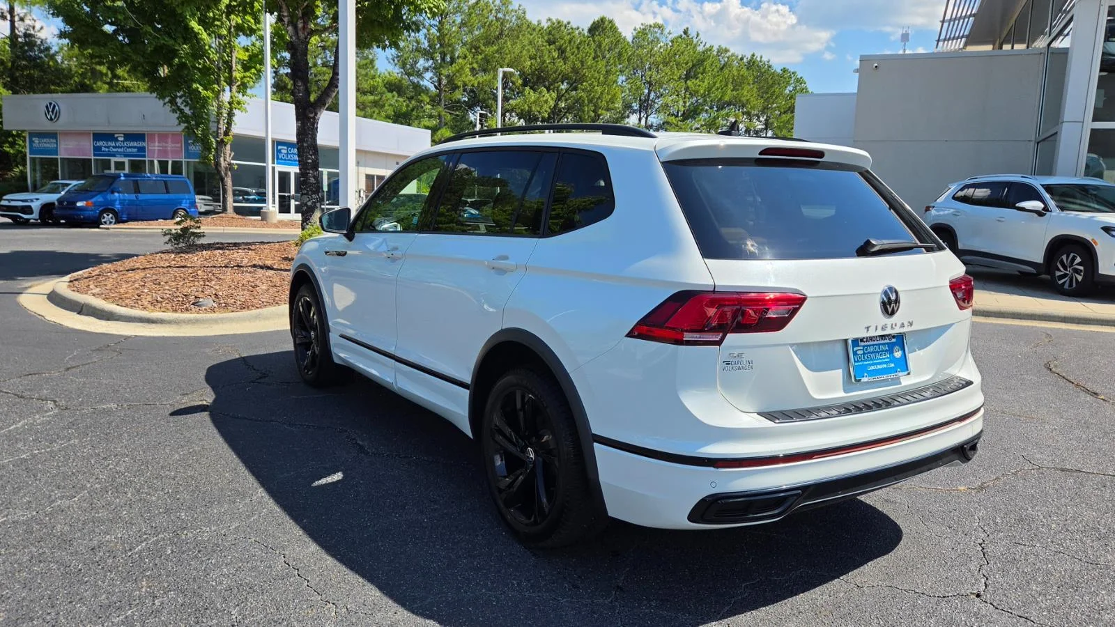 Certified Used 2023 Opal White Pearl Volkswagen SE R-Line Black image 3