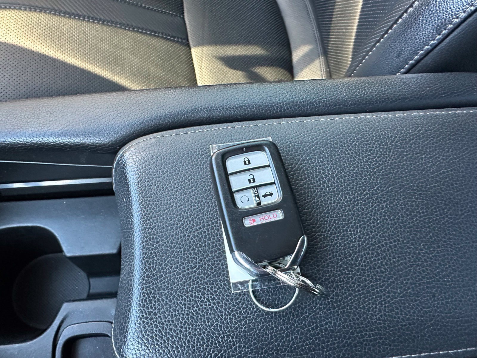 Used 2016 Black Honda EX-L image 6