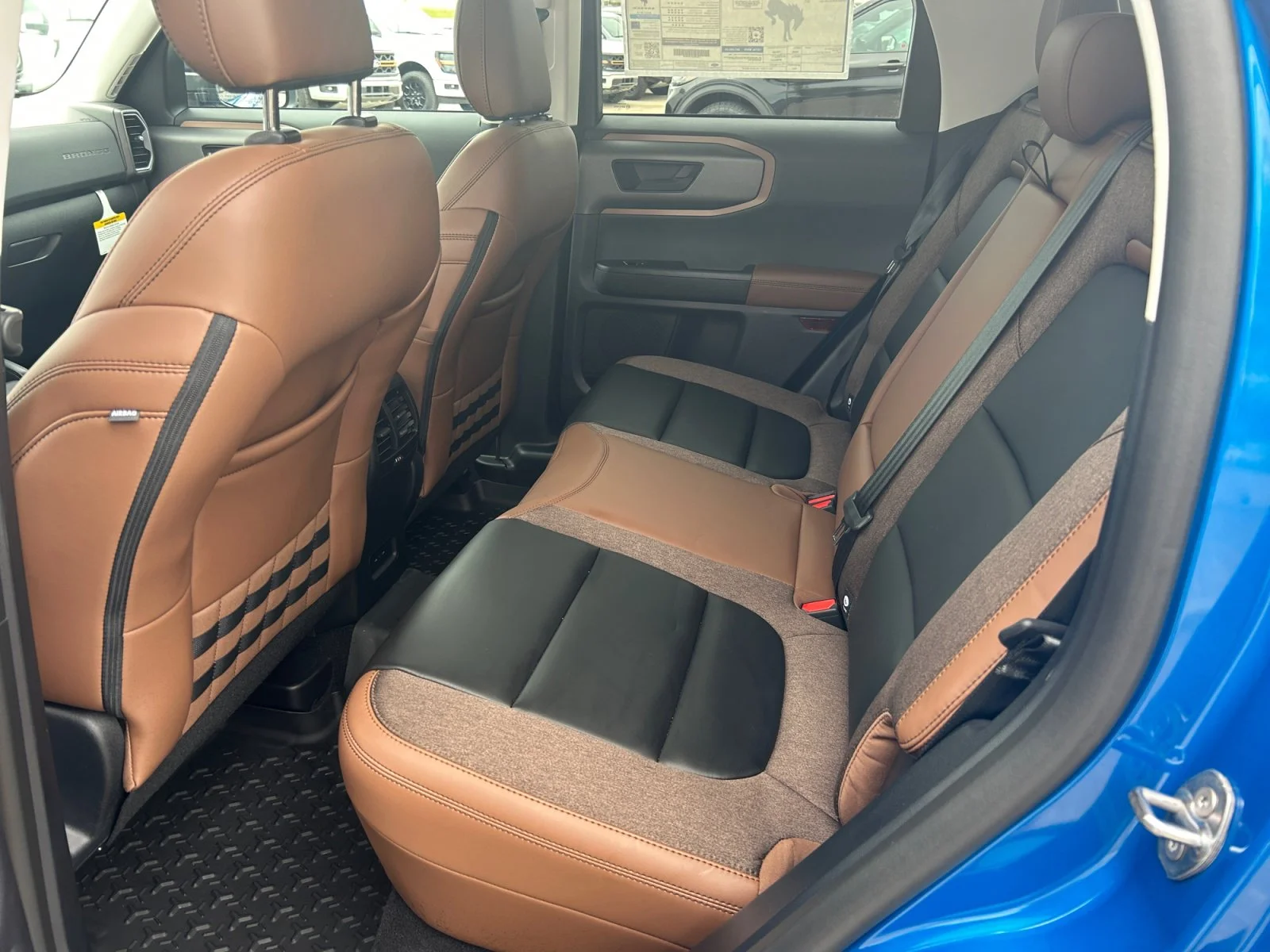 New 2026 Velocity Blue Metallic Ford Outer Banks image 17