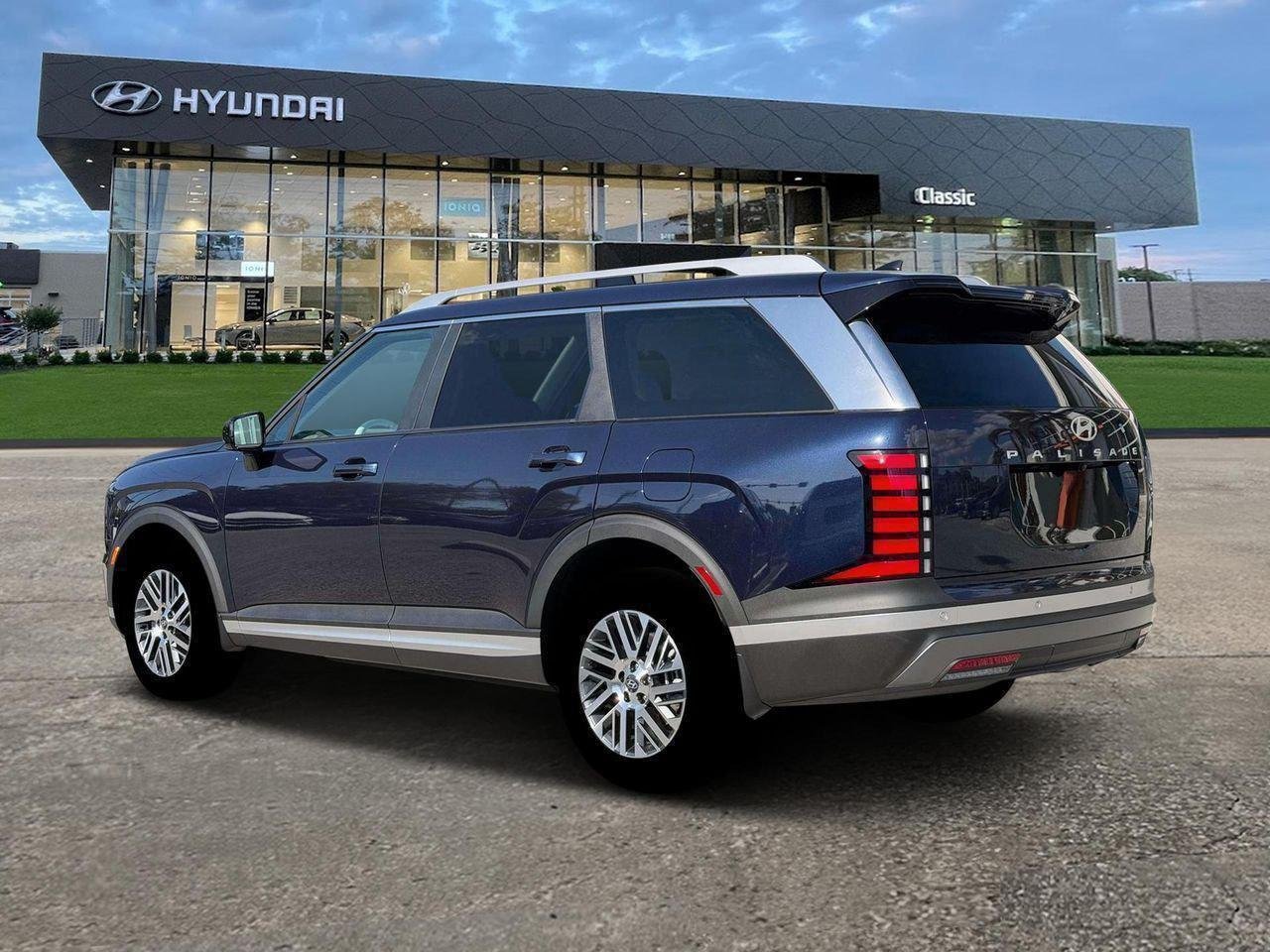 New 2026 Classy Blue Pearl Hyundai SEL 7P image 4