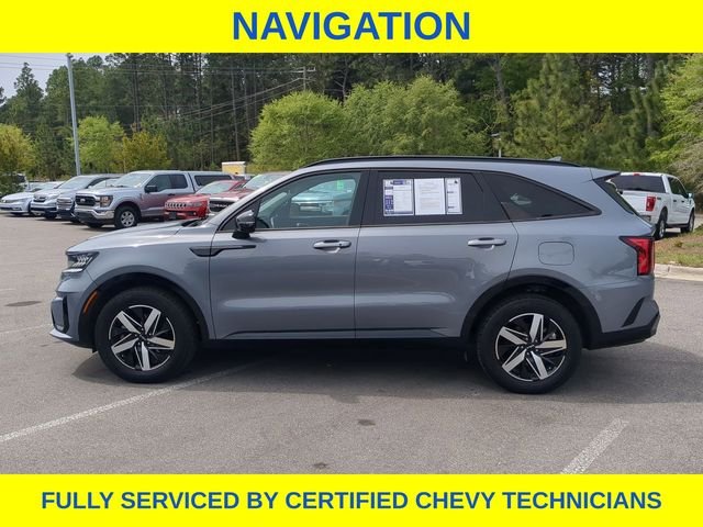 Used 2023 Silver Kia S image 11