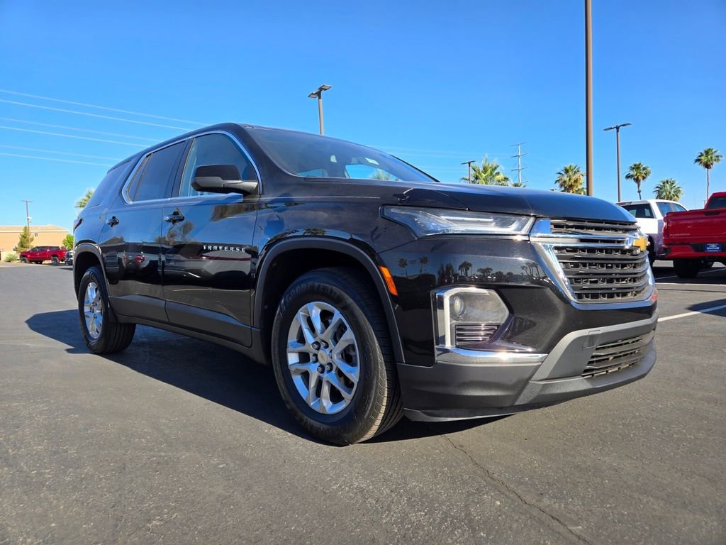2023 Chevrolet Traverse FWD LS's photo