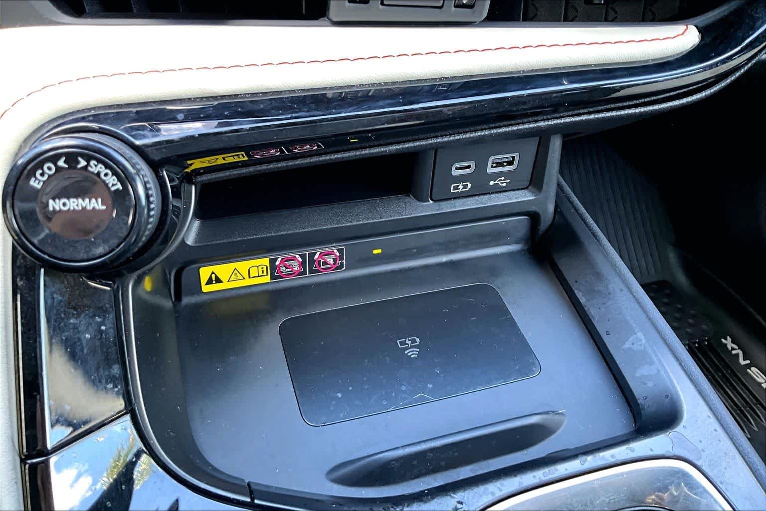 Used 2023 Atomic Silver Lexus Premium image 33