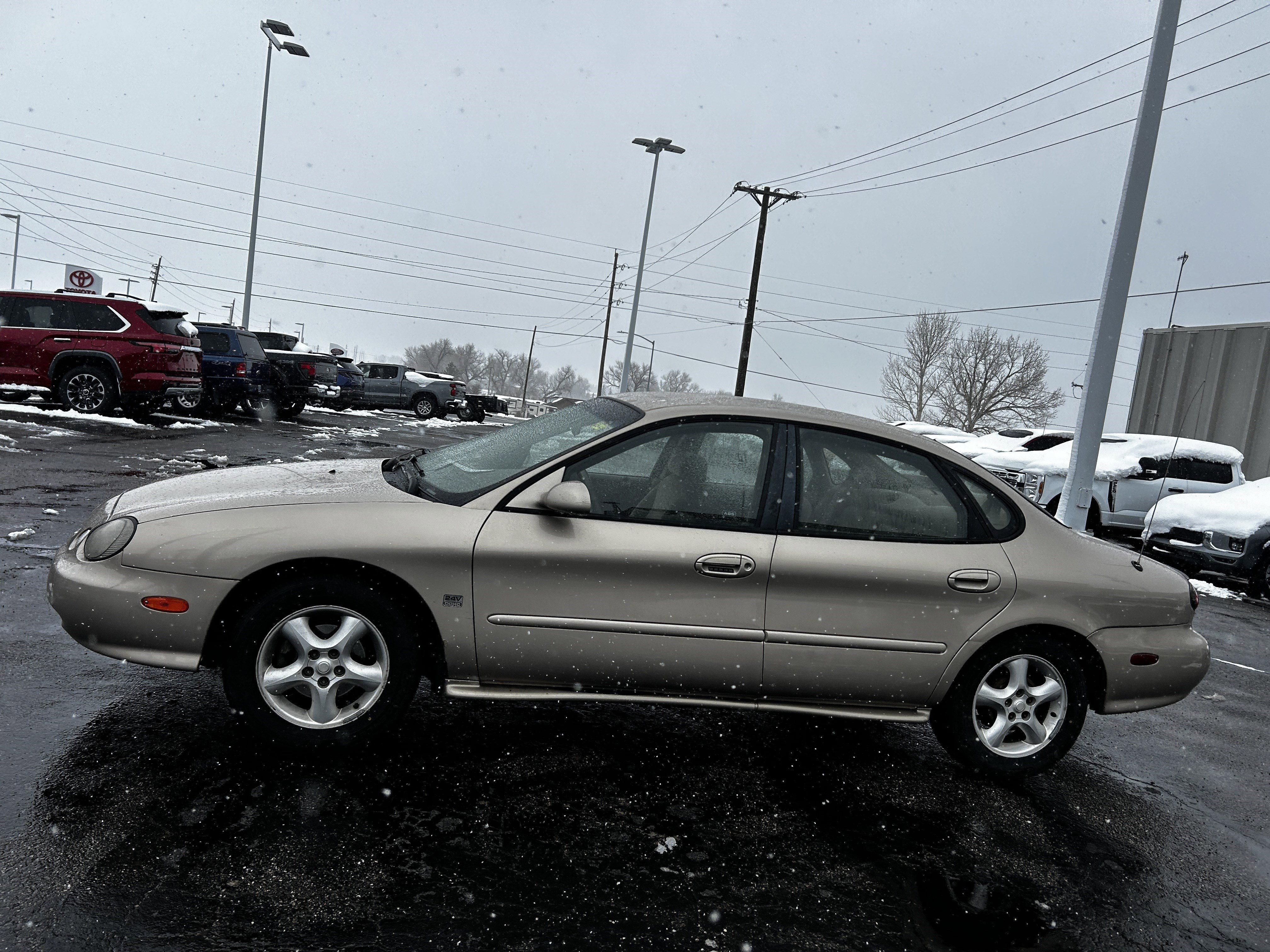 Used 1999 Ford Taurus SE with VIN 1FAFP53S1XG247325 for sale in Cheyenne, WY