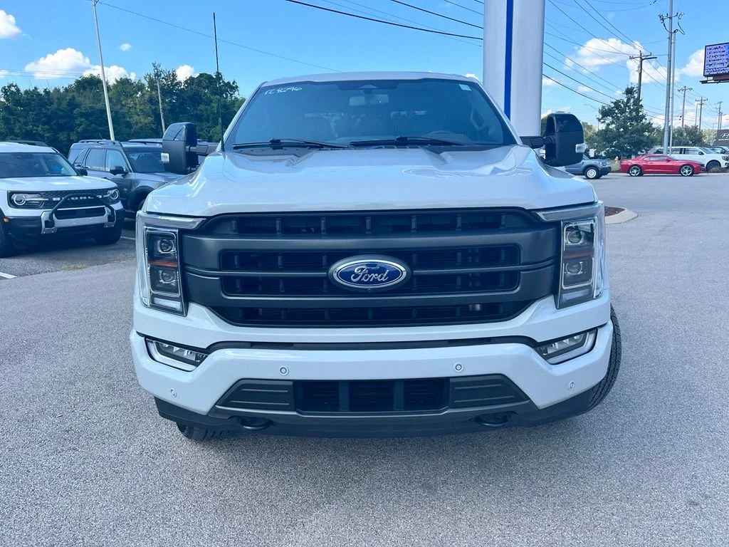 Used 2023 White Ford Lariat image 2
