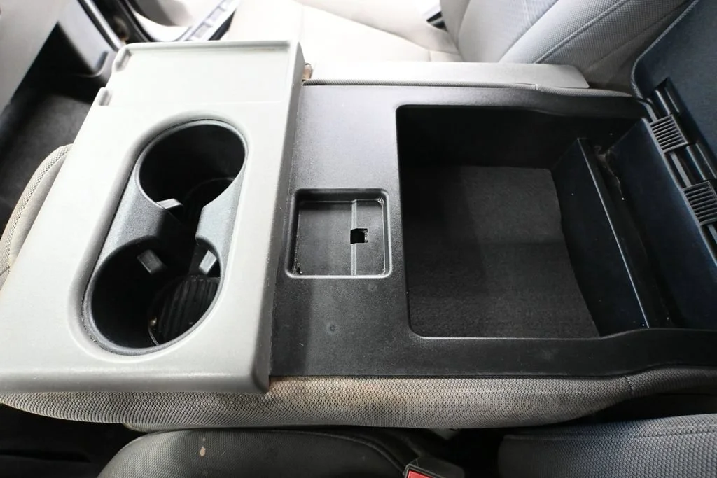 Used 2018 Black Ford XLT image 26