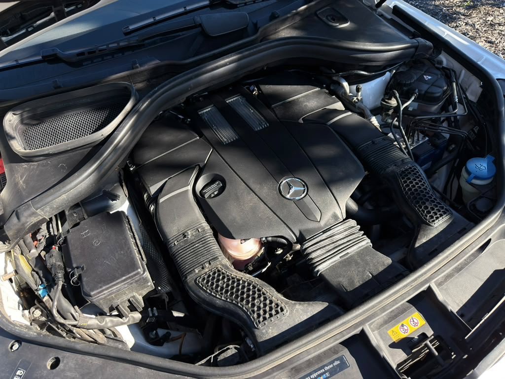 Used 2019 White Mercedes-Benz GLS 450 image 28