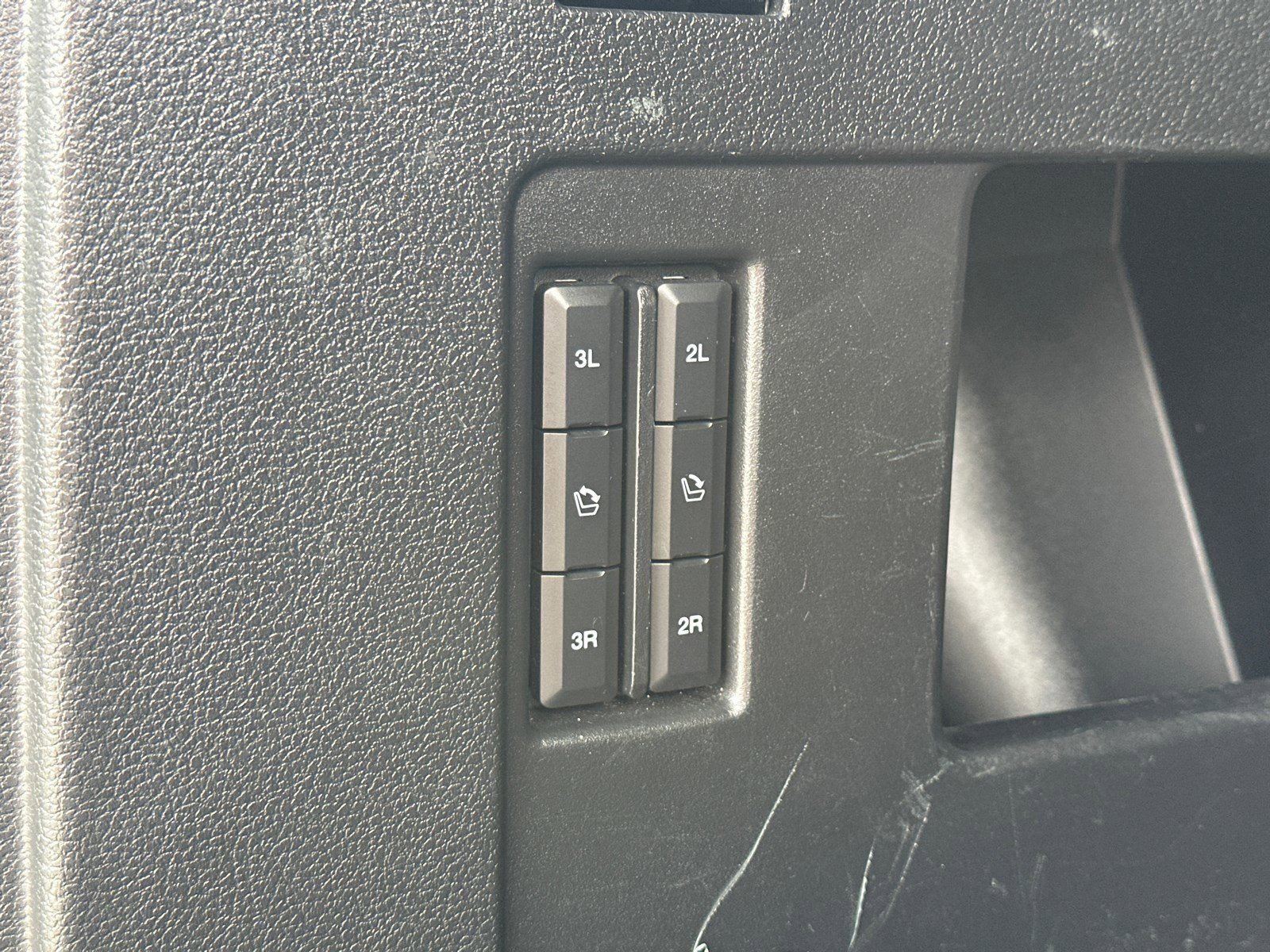 Used 2019 Black Ford Limited image 18