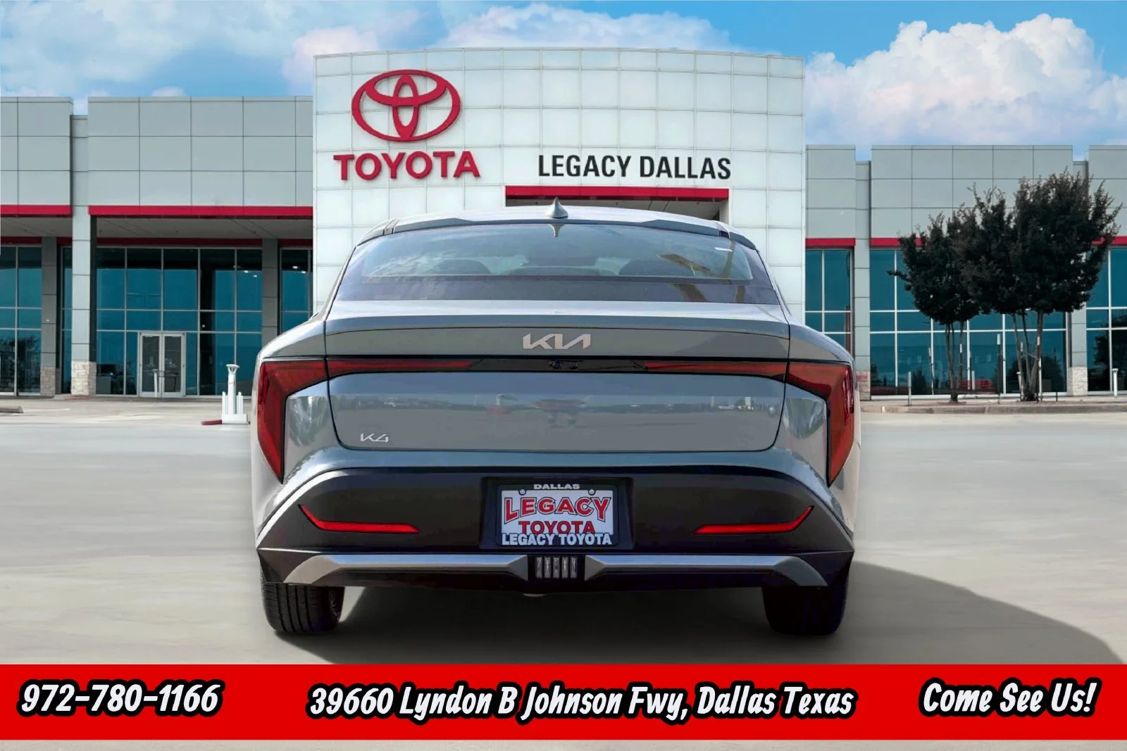 2025 Kia K4 LXS - Photo 8