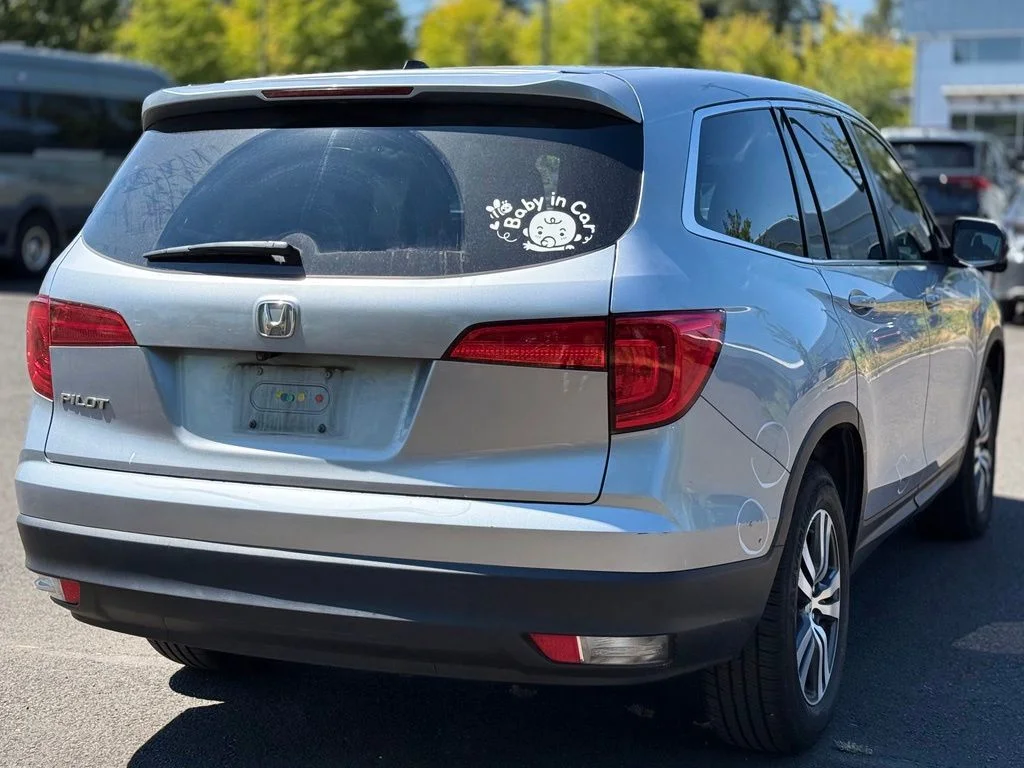 Used 2016  Honda EX-L image 5