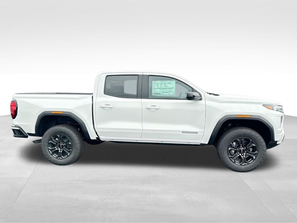 Used 2024 White GMC Elevation image 9
