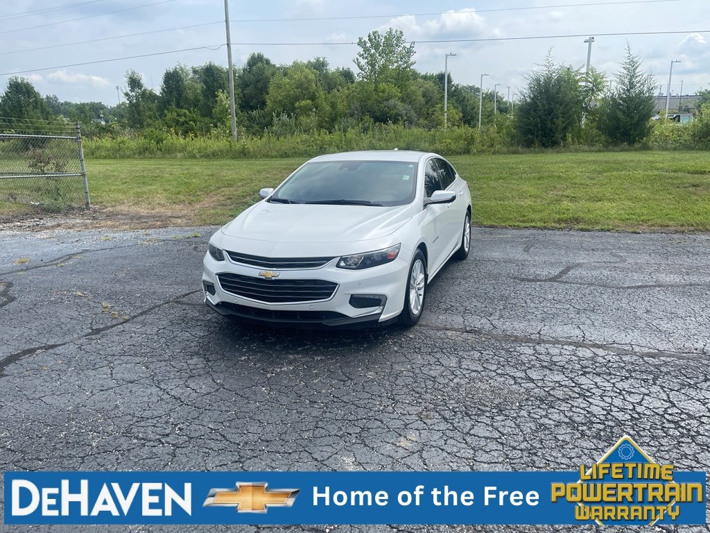  2017 Chevrolet Malibu LT FWD   