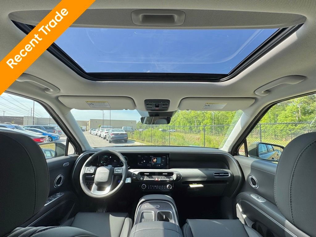 Used 2026 Green Hyundai Blue SEL Premium image 3