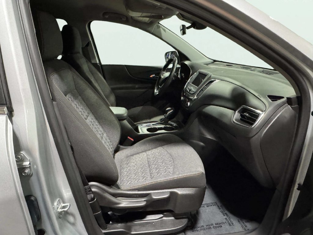 Used 2022 Silver Chevrolet LT image 23