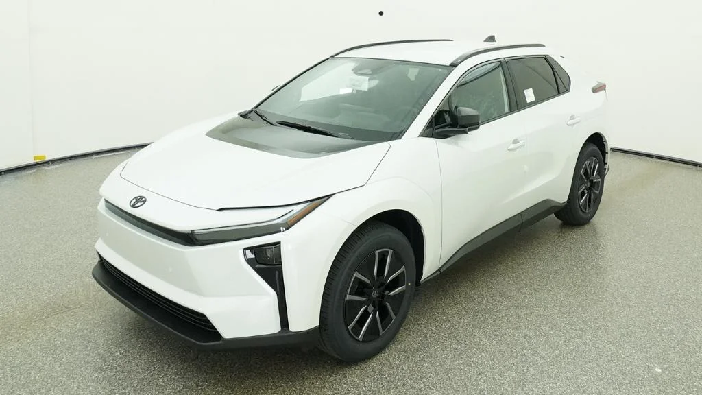 New 2026 Wind Chill Pearl Toyota XLE image 44